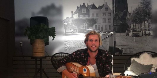 Heerlijk feestje in Oostdam met muziek van Sjoerd