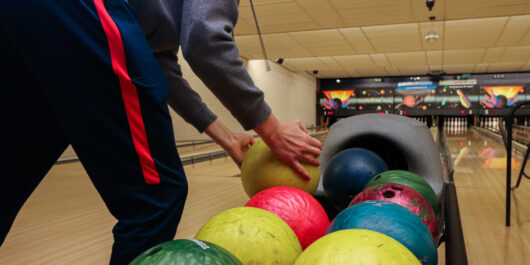 Gezellig bowlen bij De Staver